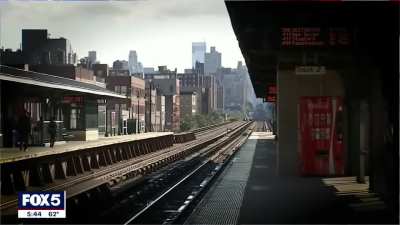 Immun<wbr>ocomp<wbr>romis<wbr>ed NYC subway riders say they feel abandoned by masking rule changes