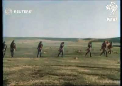 British troops fights Arab snipers in the deserts in Mandatory Palestine (1936)