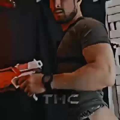 😎
