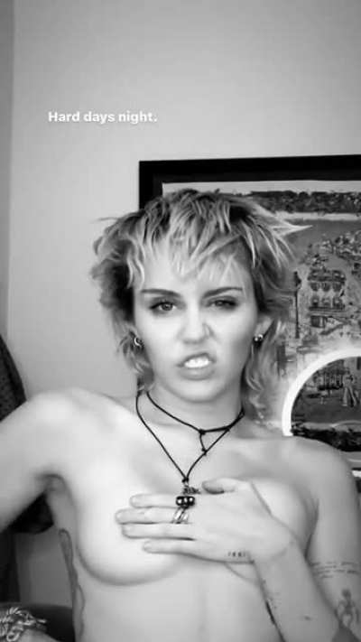 Hand bra