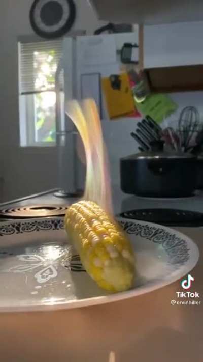 Makes me wanna eat some 🌽