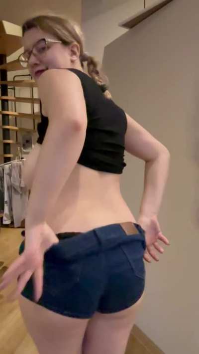 Morning titty drop.