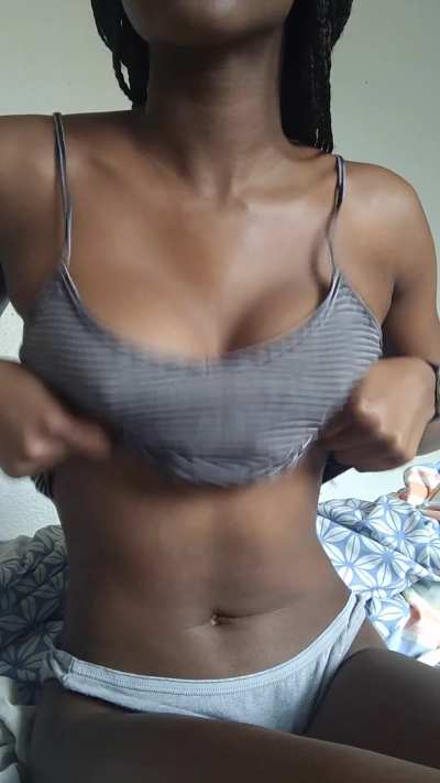Can I make you hard with just my lil tits? [F19]