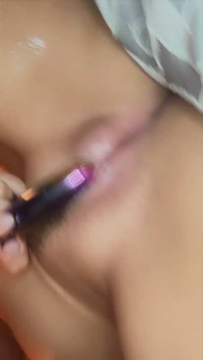 Why is everyone so afraid of preggo pussy? I’m cock deprived