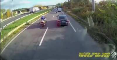 Guy gets pulled over after a brake check