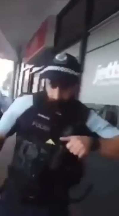 Australia: Police (some not wearing masks) brutally arrest girl for not wearing mask, and pepper spray a 12 year old.