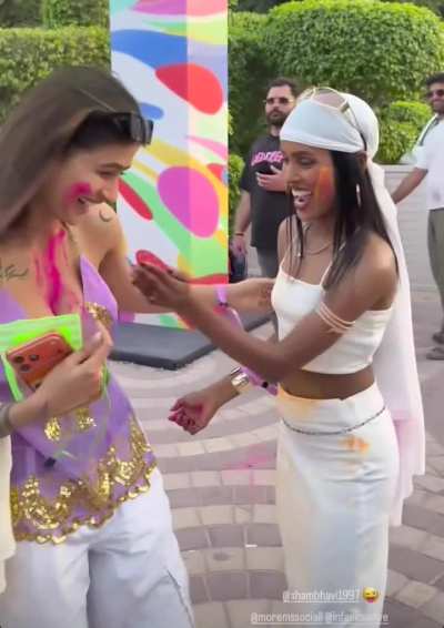 Who don't want to enjoy shambhavi big delicious milkers ??