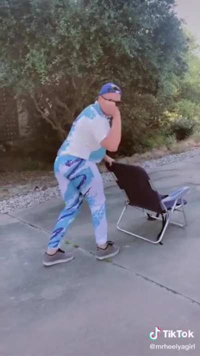 It’s Mr. Heel Ya Girl!