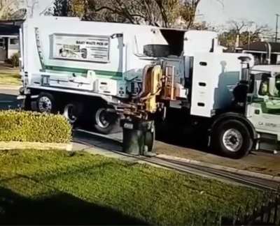 Idiot vs trash can