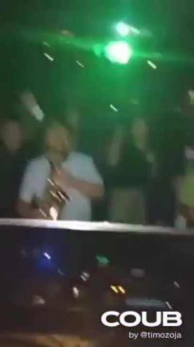 🎷