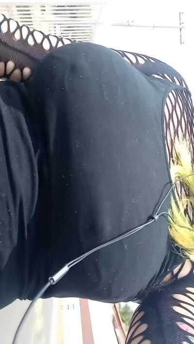they bounce so nicely when im walking