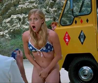 Amy Adams in Psycho Beach Party (2000)