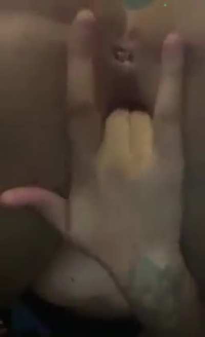 MENA THE GAPE QUEEN