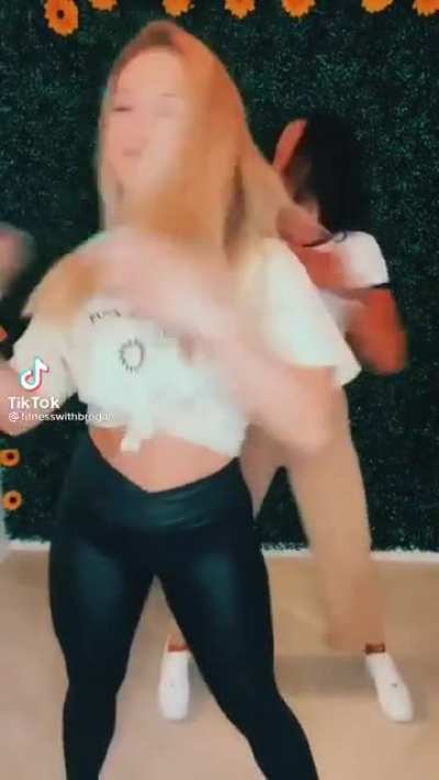 Girlie hump