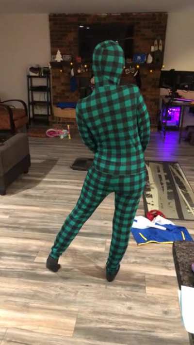 Got my wife some zip-up PJ’s for Christmas...