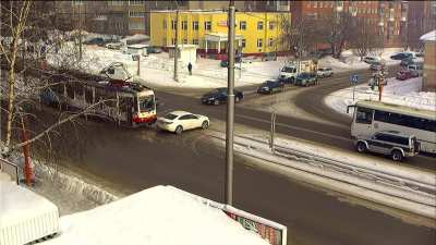 Crash. Tram vs. Mazda.