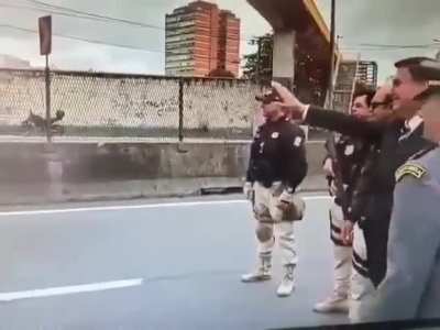 Essa buzininha é da boa hein??