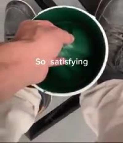 F u