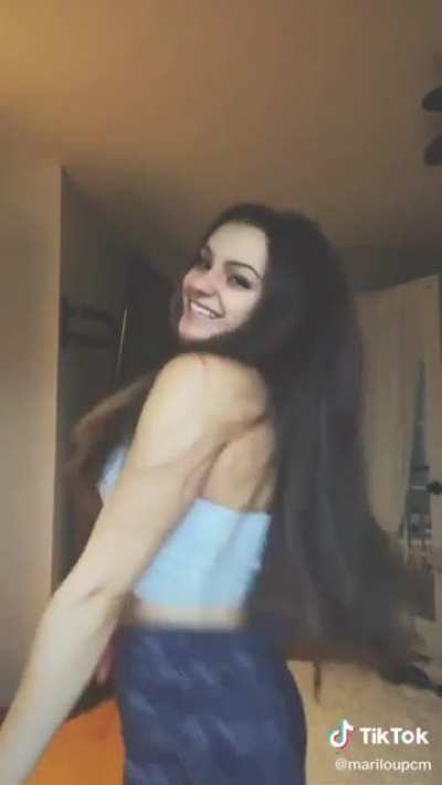 Busty cutie