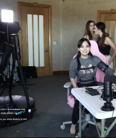 Alexandra has 🎂 back there