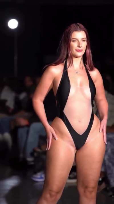 Mia Grose
