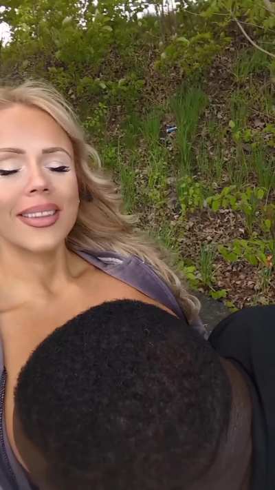 He couldn't wait & pulled over on the side of the road to use my pussy 🙌🏼💦