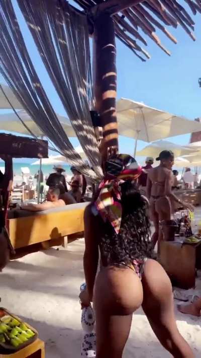 🍑