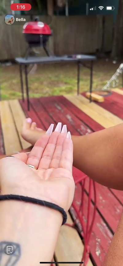 @queenxbellaa