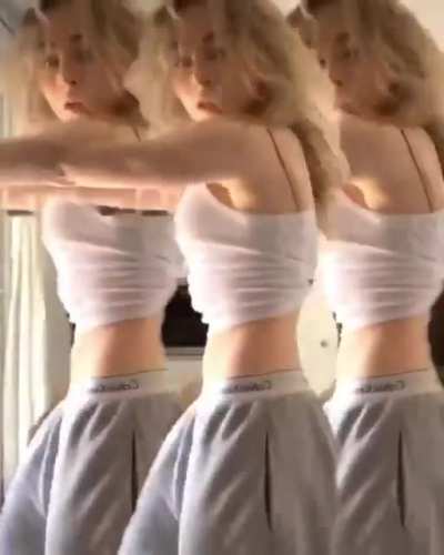 Legendary. I could watch her move like that for hours. 😍