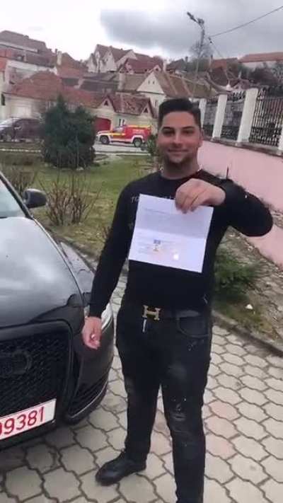 Cine are audi ...