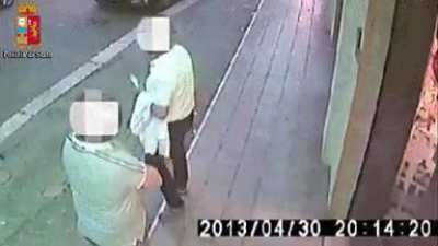 Tried to rob, gets sweet karma served