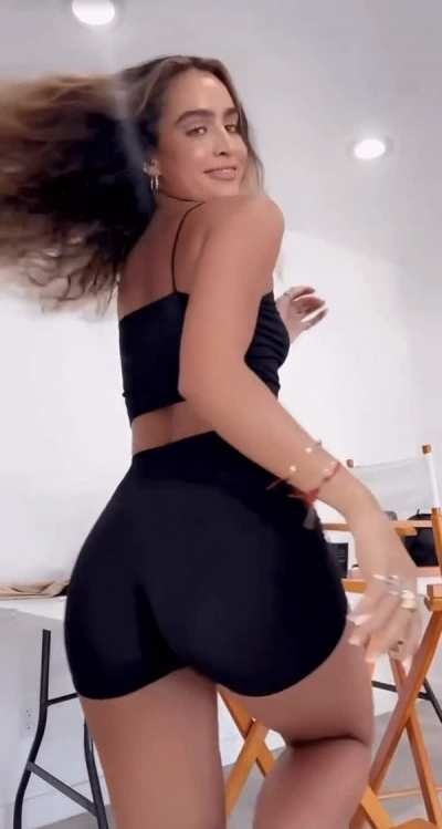 My gf [Sommer Ray] secretly recording short videos to send to my bully while I’m in the room: