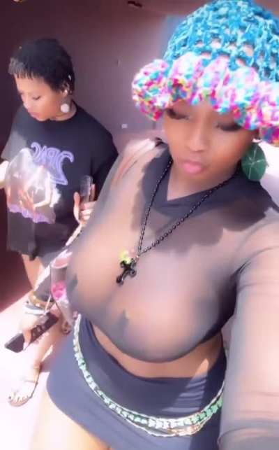 see through 🍒