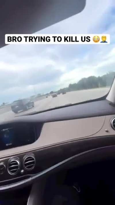 We all got that one friend who drives like this