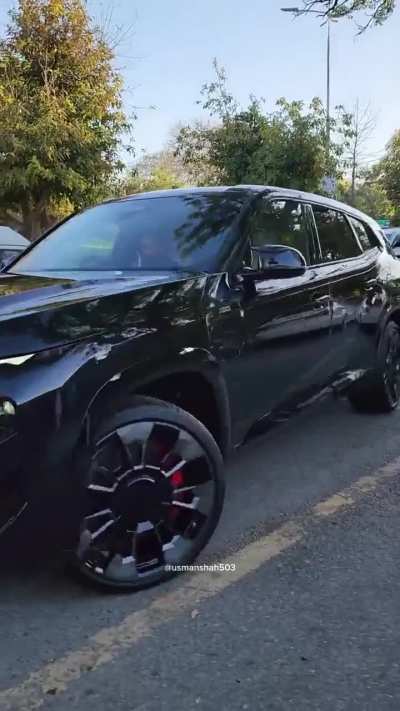 Pakistan's First BMW XM...!!