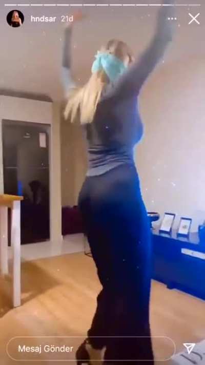 Haberde sözü geçen Hande Sarıoğlu'nu işinden ettiği iddaa edilen video...