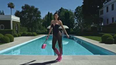 Jimmy Choo pool ad