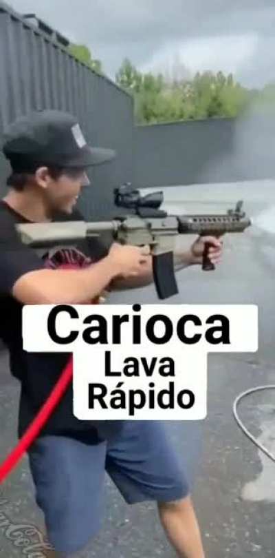 Isso é mais que um meme, mano?
