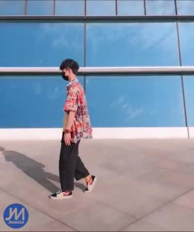 Ei se você está estressado ouça essa música relaxante um presente meu
