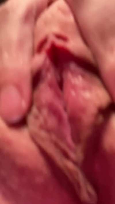 If your face was where my phone is would you stick your tongue out?