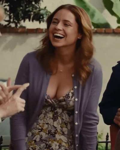 Jenna Fischer in Hall Pass