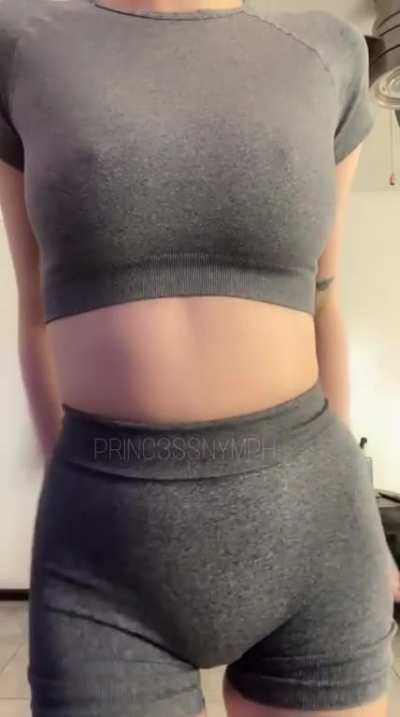 dropping my titties for y’all before my workout