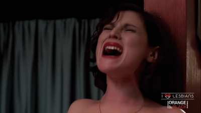 Orange Is The New Black: Yael Stone & Natasha Lyonne (s01e02) *AI ENHANCED & NO MUSIC*