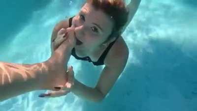 How would you feel if you caught your girlfriend and her friend doing this underwater?! Felt incredible. (OC)