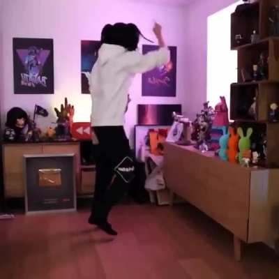 NO ES CIERTO, NO HAGAS CASO NO ES CIERTO pepeJAM