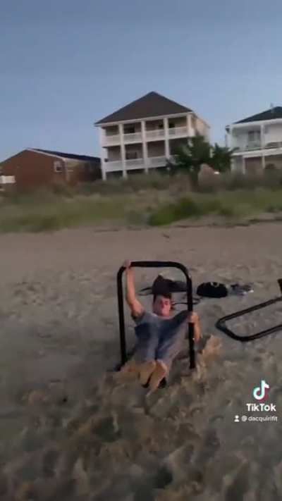 Calisthenics beach workout