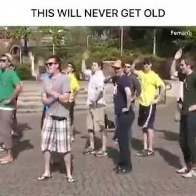 Saw this on r/nextfuckinglevel and figured it fits perfectly here