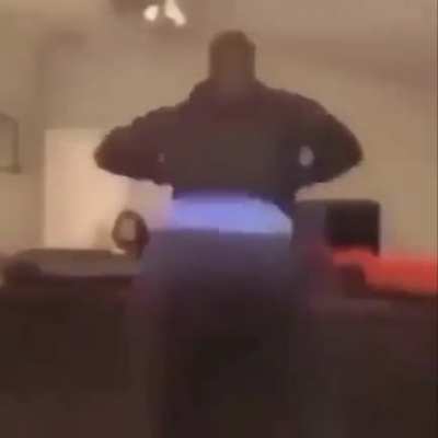 Maurician jaundice twerk<wbr>😳😳😳