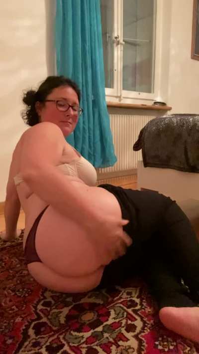 Just trying to tempt you with my ass, is it working?