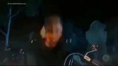 Taca-lhe pau nessa motinha Nicolas